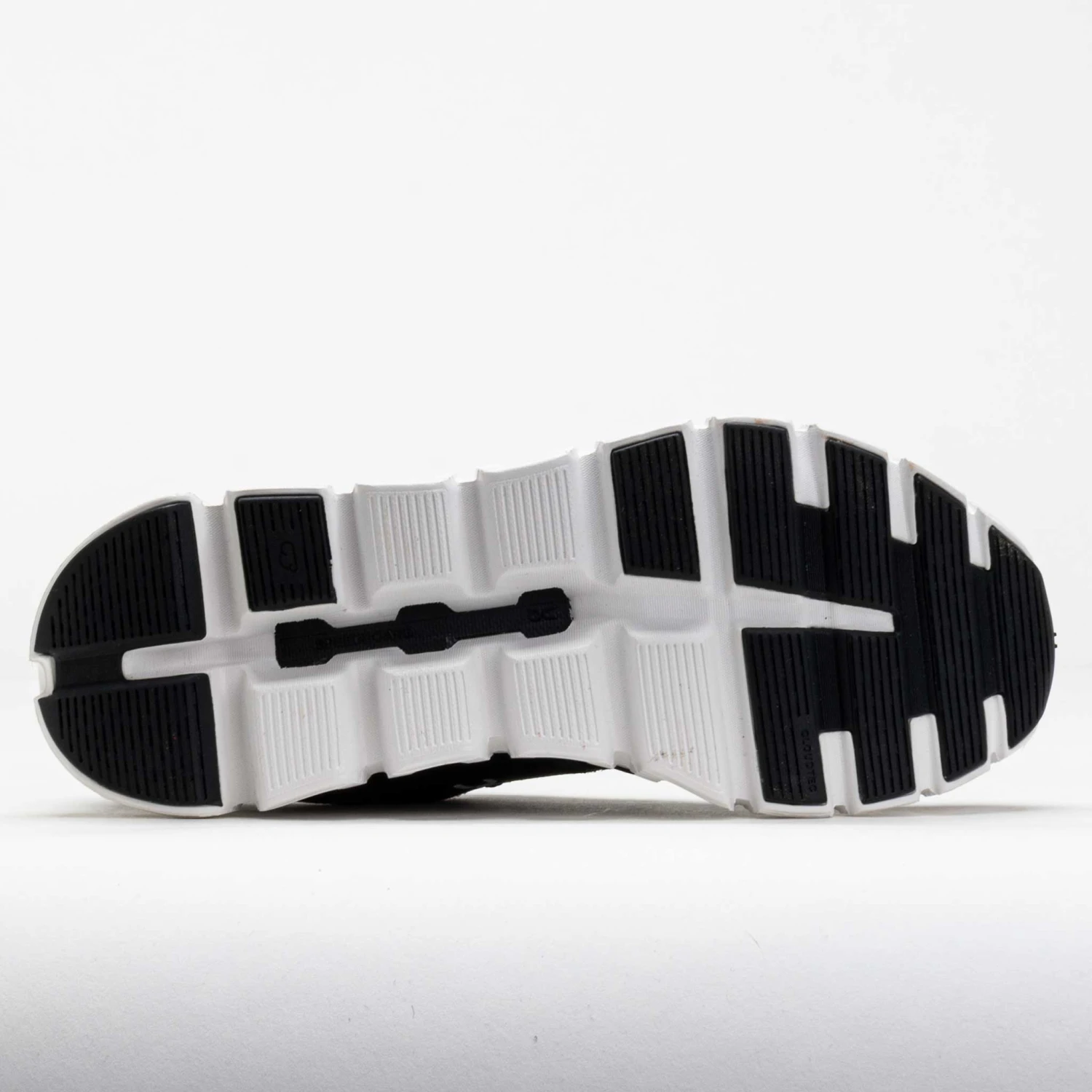 On Running On Cloud 6 Women's Black/White 4 On Running On Cloud 6 Women's Black/White - Image 4